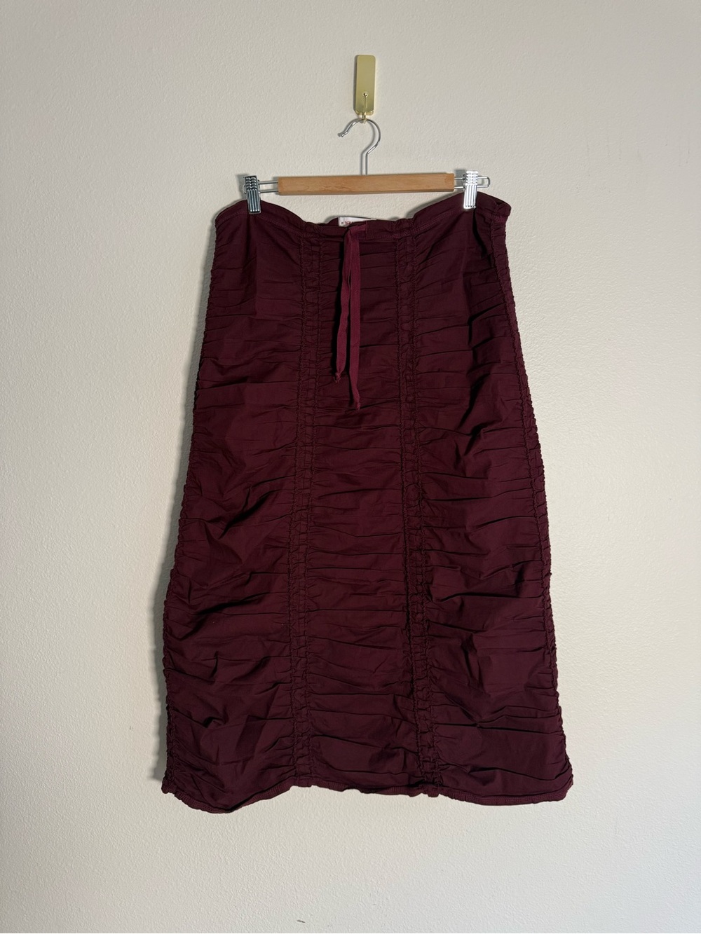 XCVI WEARABLES DOUBLE SHIRRED PANEL SKIRT RUCHED PEASANT SKIRT SZ M DEEP RED